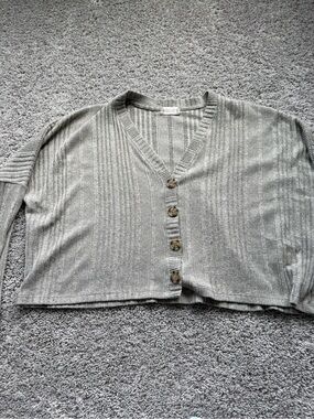 Light Gray/Cream Ribbed V-Neck Button Cardigan